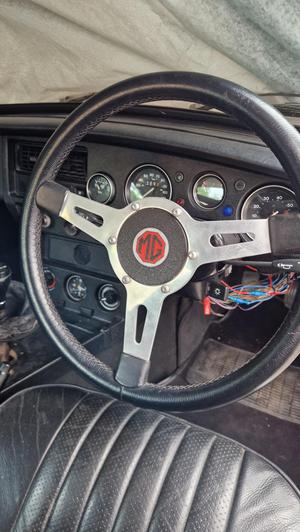 MGB / MGB GT MG Logo Classic Car Steering Wheel Centre MGBGT