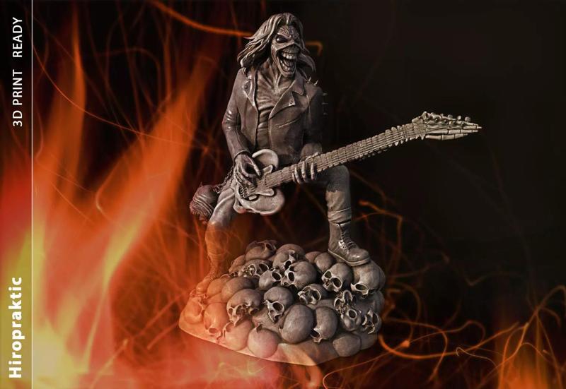 Eddie skull the form of a statuette