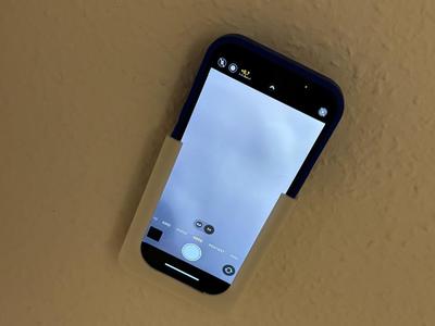 Phone mount ceiling top view 