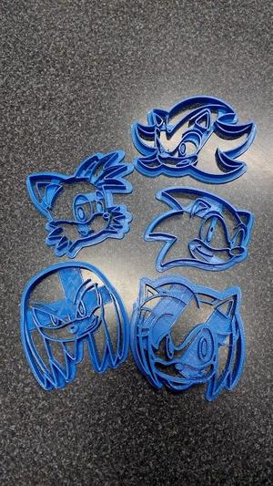 Sonic, Miles Tails Prower, Knuckles the Echidna, Shadow the hedgehog, Amy Rose, Sonic Cookie Cutters