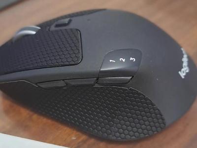 Logitech M720 mouse anti-slip grip tape_cutting model
