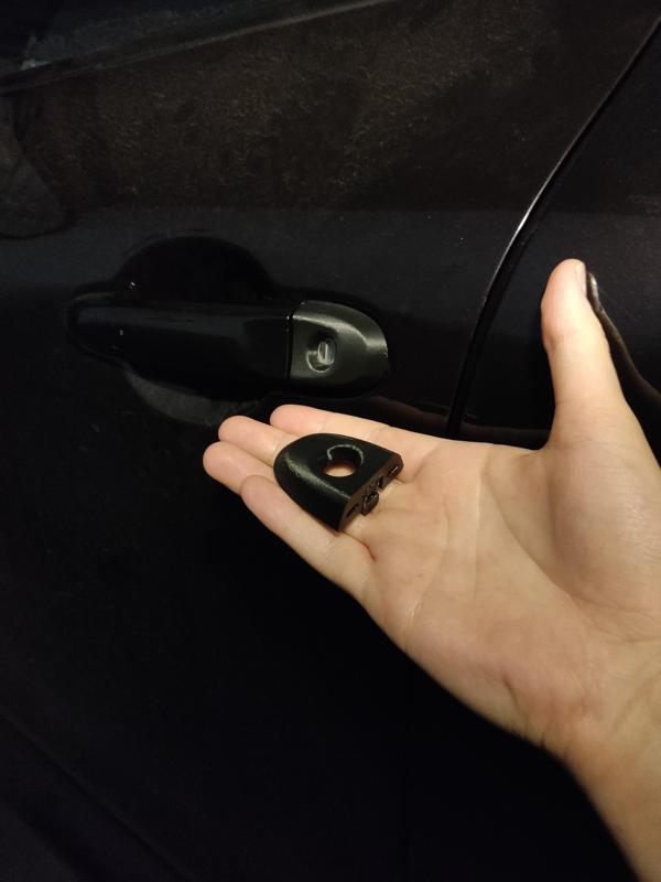 Nissan Juke F15 Micra K13 Cube Z12 keyhole cover