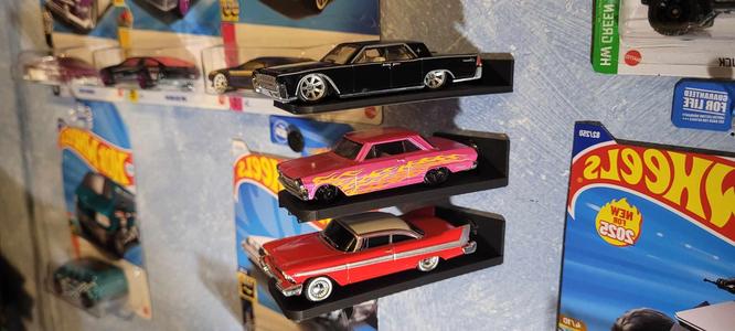 Hot Wheels/Matchbox/M2 Machines/Greenlight LONGER "Floating" Display Shelf [Left Facing]