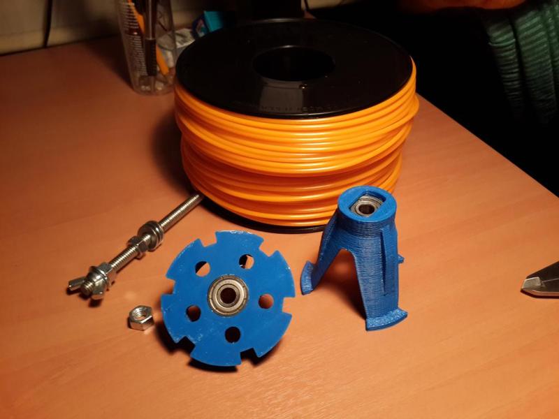 Low draft filament Spool Holder for Lulzbot - Mendel