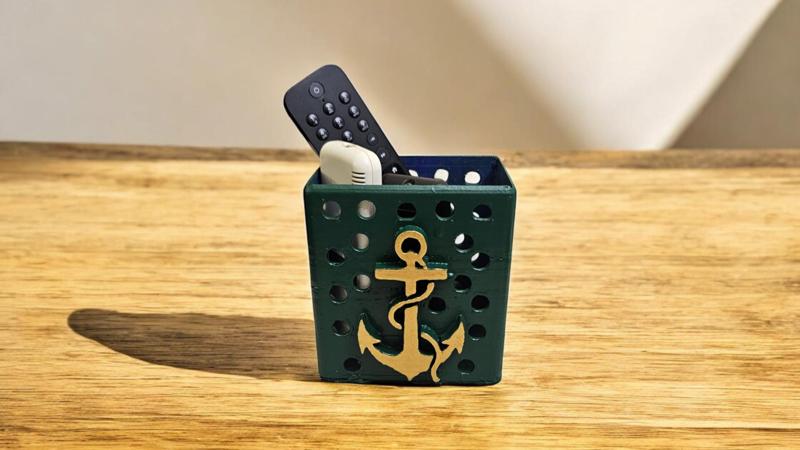 Nautical pencil holder anchor holders