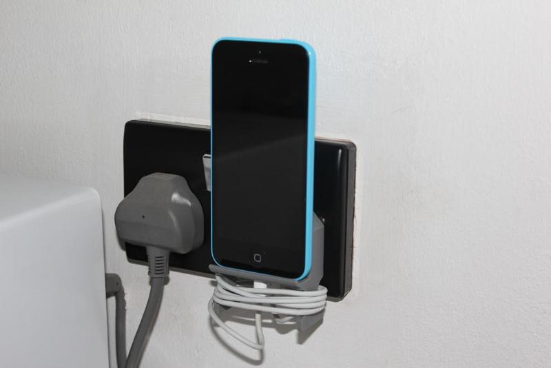 Iphone wall charger for UK plug