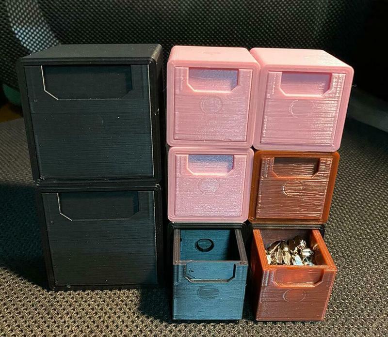 Magnetic storage box（磁吸收纳盒）