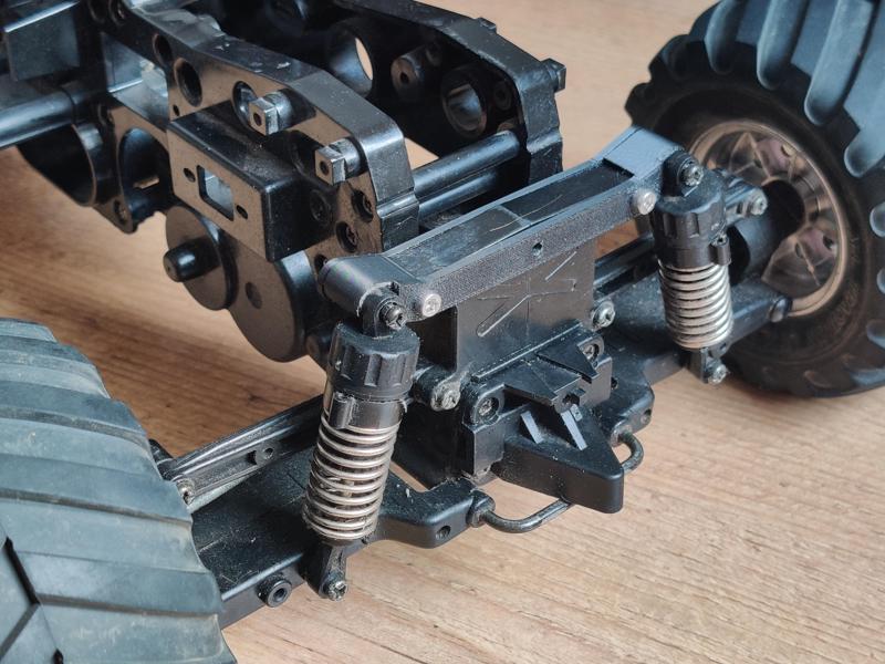Tamiya WR-01 Upper Shock Brace