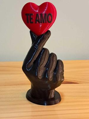 KOREAN LOVE -(heart-shaped hand gesture)🥰.