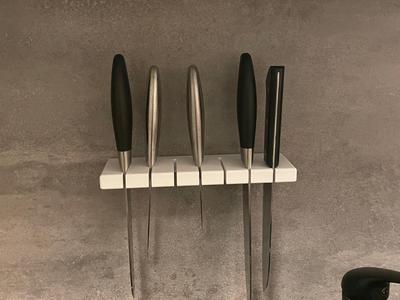 [Customizable] Wall knife holder