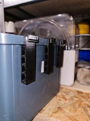 Wolf's mouth container adapter