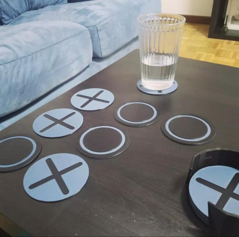 Tic Tac Toe Coasters // 3-in-a-row Coaster
