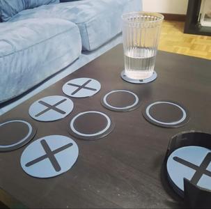 Tic Tac Toe Coasters // 3-in-a-row Coaster