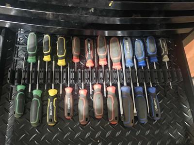 Gridfinity Screwdriver Holder – ABS/PLA Compatible