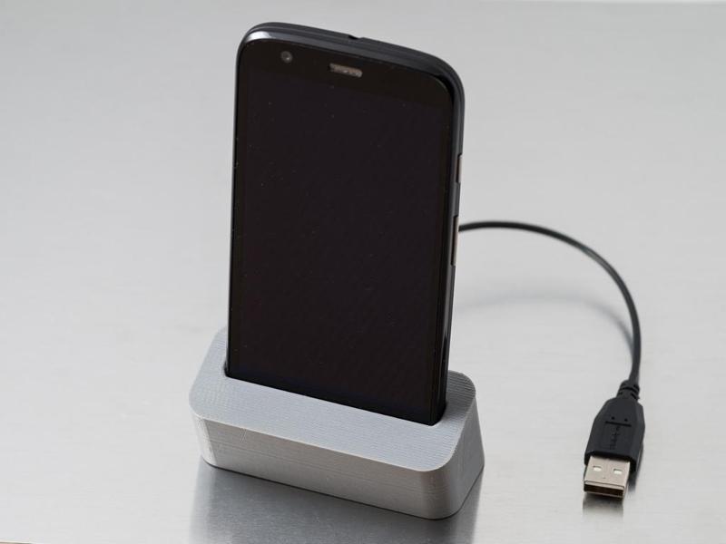Phone Dock (Moto G)