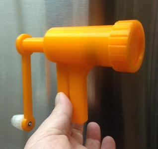 Food grater/slicer