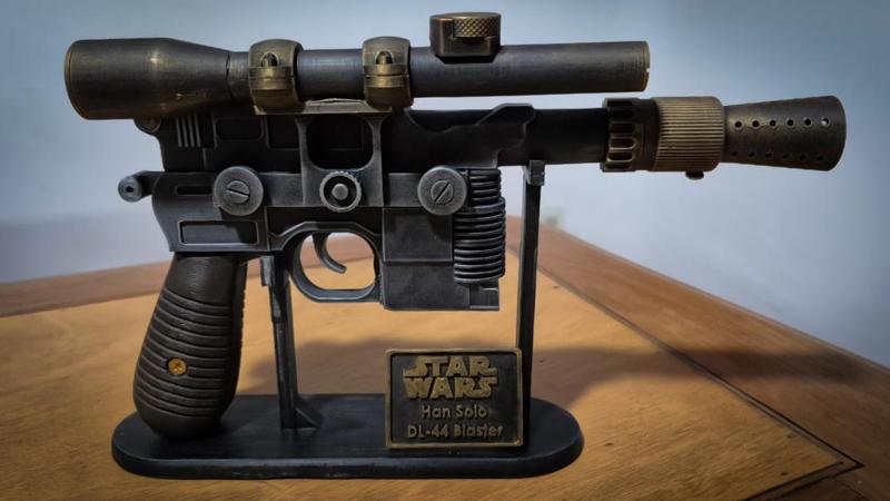 Han Solo Blaster (DL-44) Stand (remodeled for this version)
