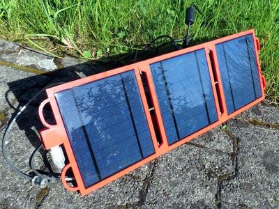 Foldable Solar Panel - Large version