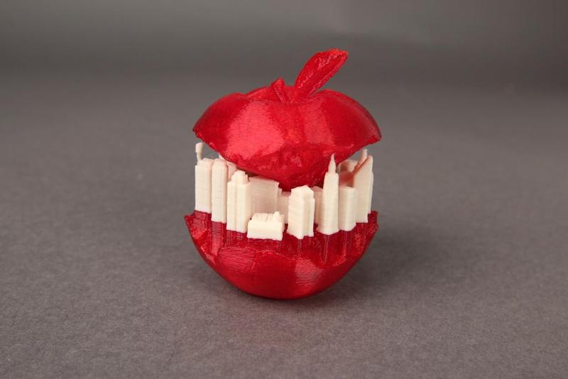 New York City Skyline Apple