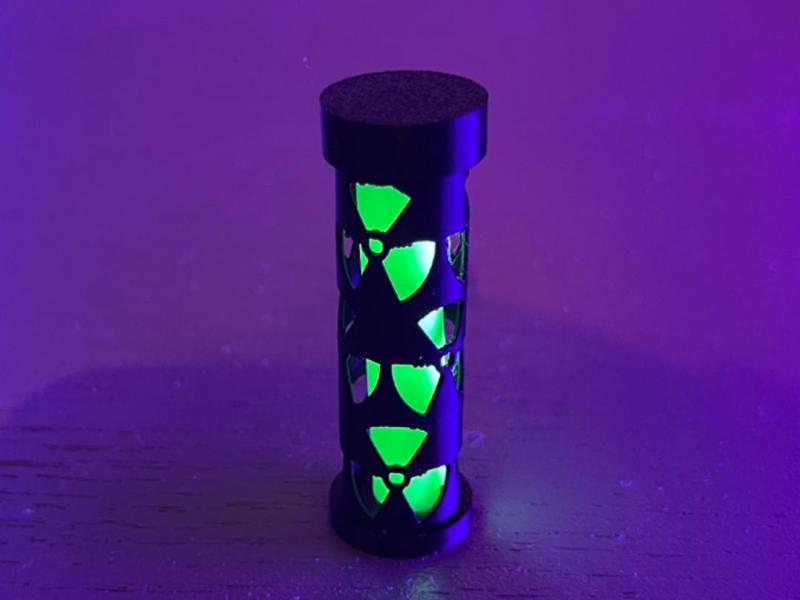 Glow in the dark - Fuel Rod Container