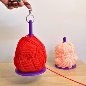 Portable Wrist Hanging Yarn Holder
