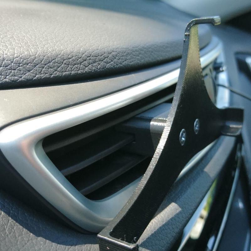 Clamp for phone etc Nissan X-Trail XTrail T32 (Rogue) for Ventilation outflow