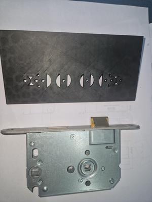 Drilling template door fitting