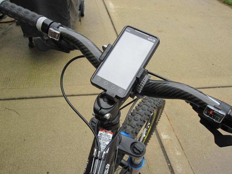 HTC Evo multifunctional mount