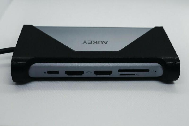 Aukey Computer USB-C Dock Wall Mount