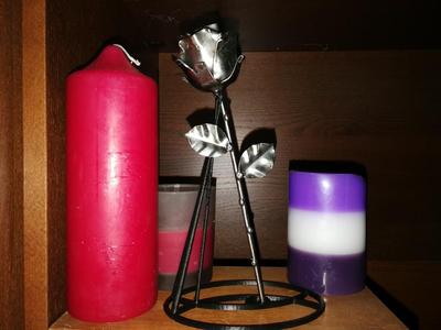 Metal Rose Stand