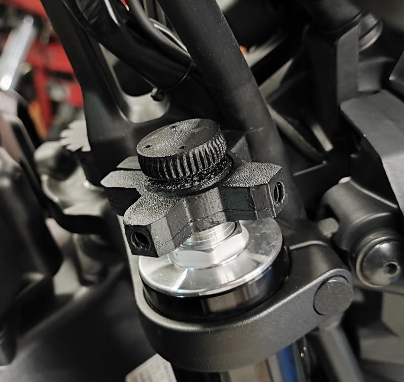 MT09 SP (RN69) Damper adjustment knob for the fork. Rebound / compression stage adjustment