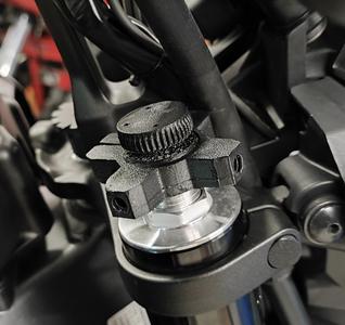 MT09 SP (RN69) Damper adjustment knob for the fork. Rebound / compression stage adjustment