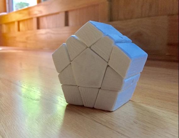 Floppy Pentagon Puzzle