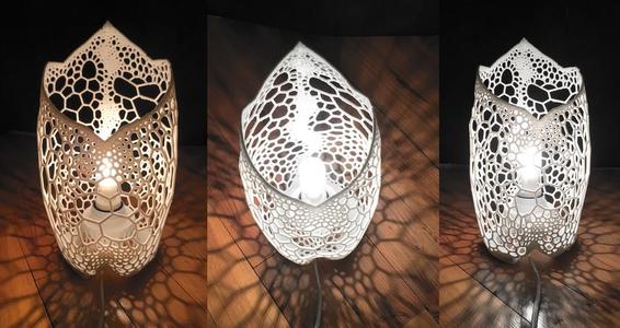 Leaf Lamp voronoi