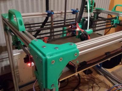 Corner brackets for 2020 Extrusion
