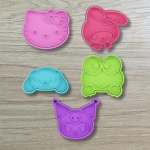 COOKIE CUTTER kitty and friends