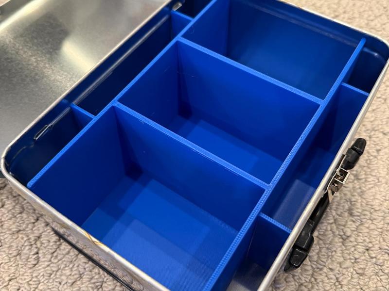 Pokemon Lunchbox Tin Insert: Top Loader