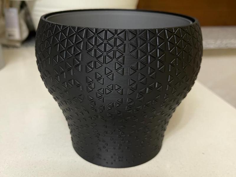 Geometric vase or vase cover