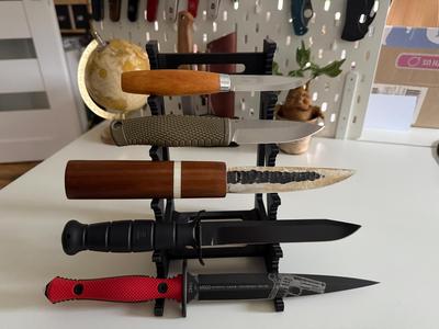 Knives Display Stand - for fixed and pocket knives