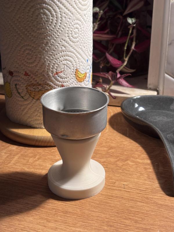 Moka Pot basket stand and tamper (61 mm)
