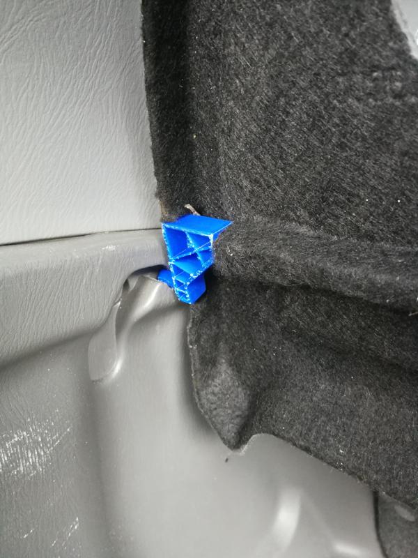 Parcel shelf hinge & support for Suzuki Alto / Maruti Alto