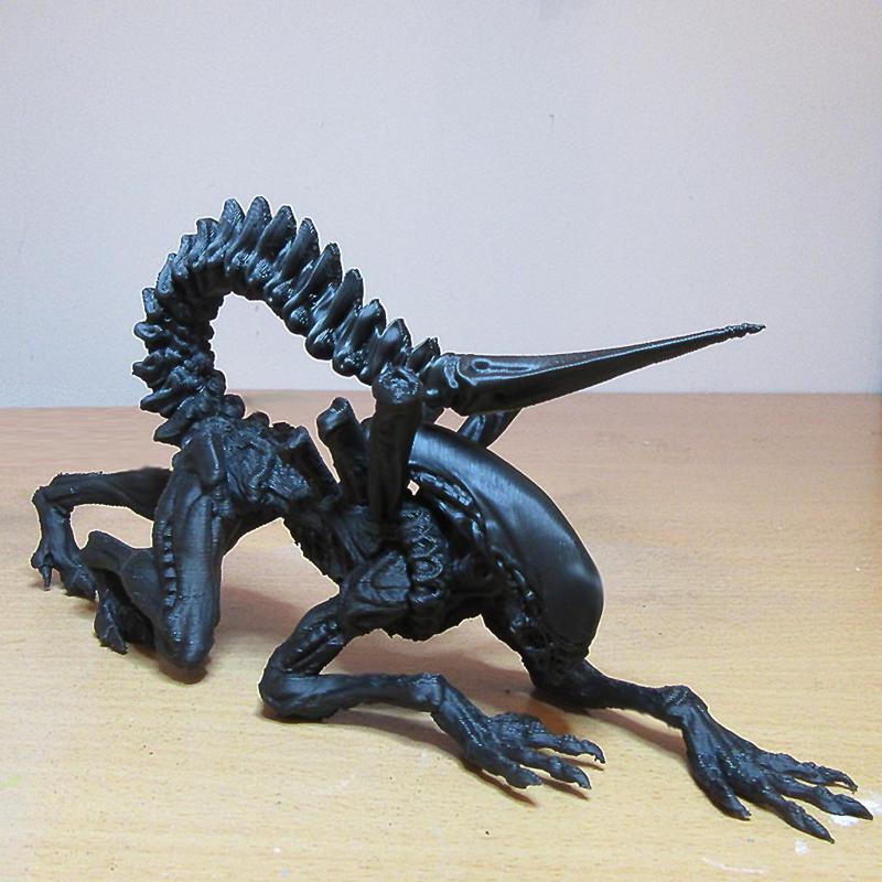 Alien - Xenomorph - Full Figure - 25 CM
