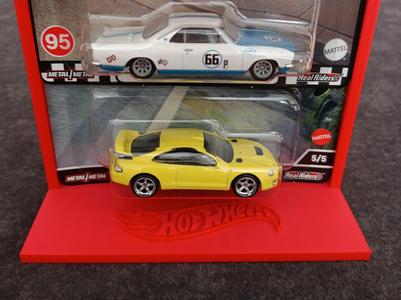 Hotwheels car stand - premium.