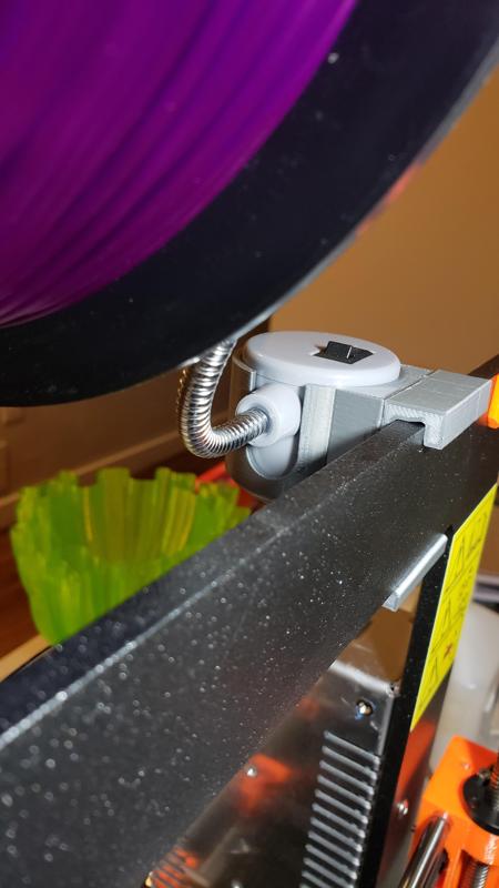 Light holder with clip