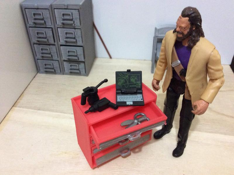 Rolling Toolchest (1:18 scale)