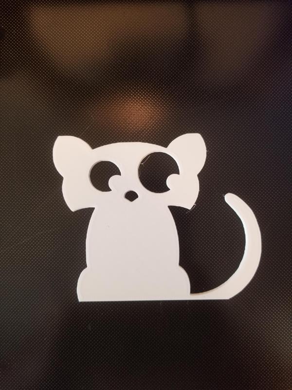 Cat stencil with inverse allowing you to paint the inside or outside!