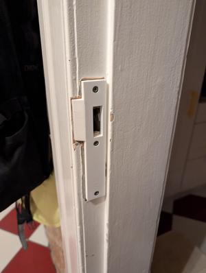 Altbau Stumpftür Lappen-Schliessblech