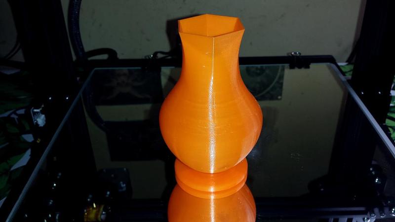 Pedestal Vase v1