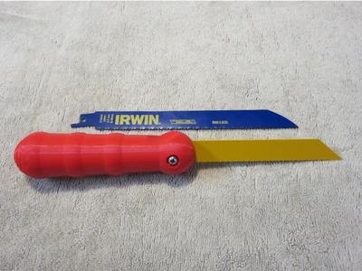 Pull saw for Maslow tabs