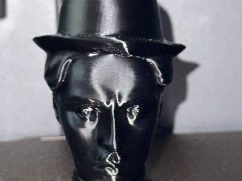 bust charlie chaplin 
